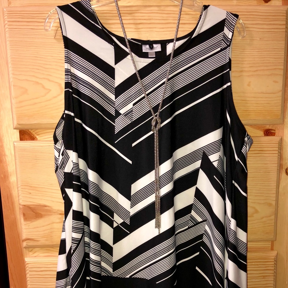 Black and White Top with Necklace Top